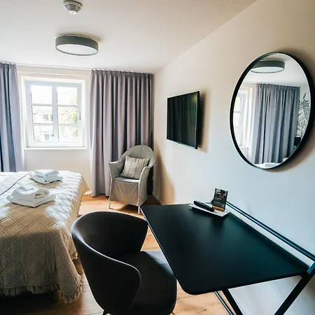 Hotel Landart 3*