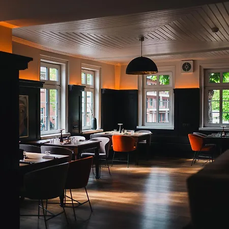 Landart Hotel