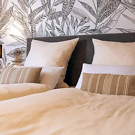 Landart Hotel 3*