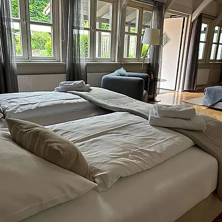 Hotel Landart 3*